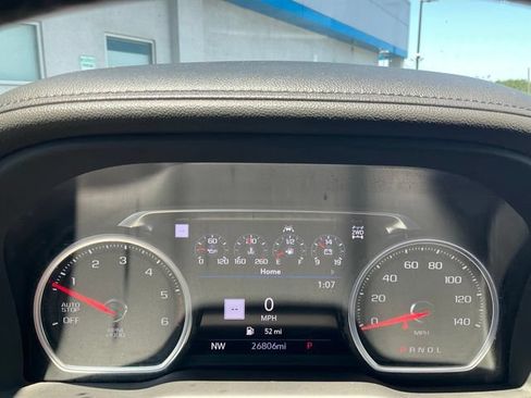 Used 2022 Chevrolet Silverado 1500 LTZ w/ LTZ Premium Package AWD/4WD image 10
