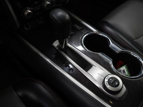 Used 2020 Nissan Pathfinder SL image 22