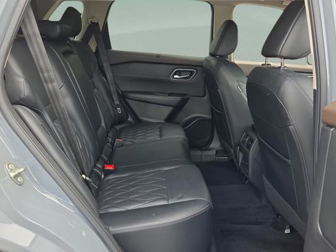 Used 2023 Nissan Rogue Platinum w/ Platinum Premium Package AWD/4WD image 14