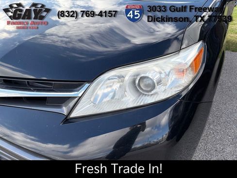 Used 2018 Toyota Sienna XLE Premium image 3