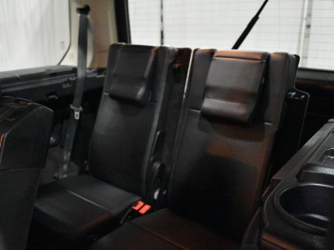 Used 2010 Land Rover LR4 HSE image 40