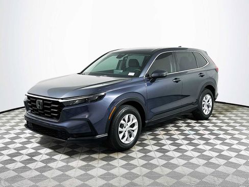 Used 2024 Honda CR-V LX image 3