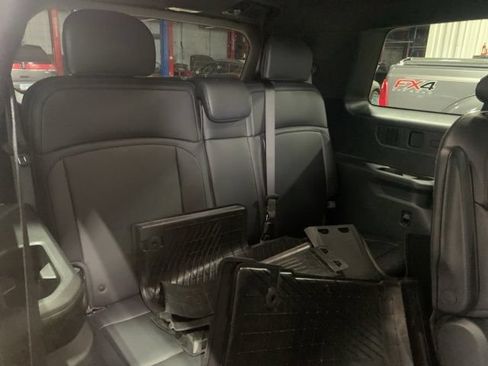 Used 2027 Kia Telluride EX w/ Towing Package AWD/4WD image 20