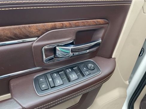 Used 2017 RAM 1500 Laramie Longhorn image 7