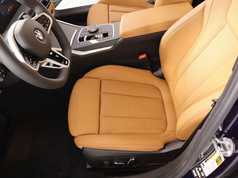 New 2026 BMW 330i xDrive Sedan w/ M Sport Package image 11