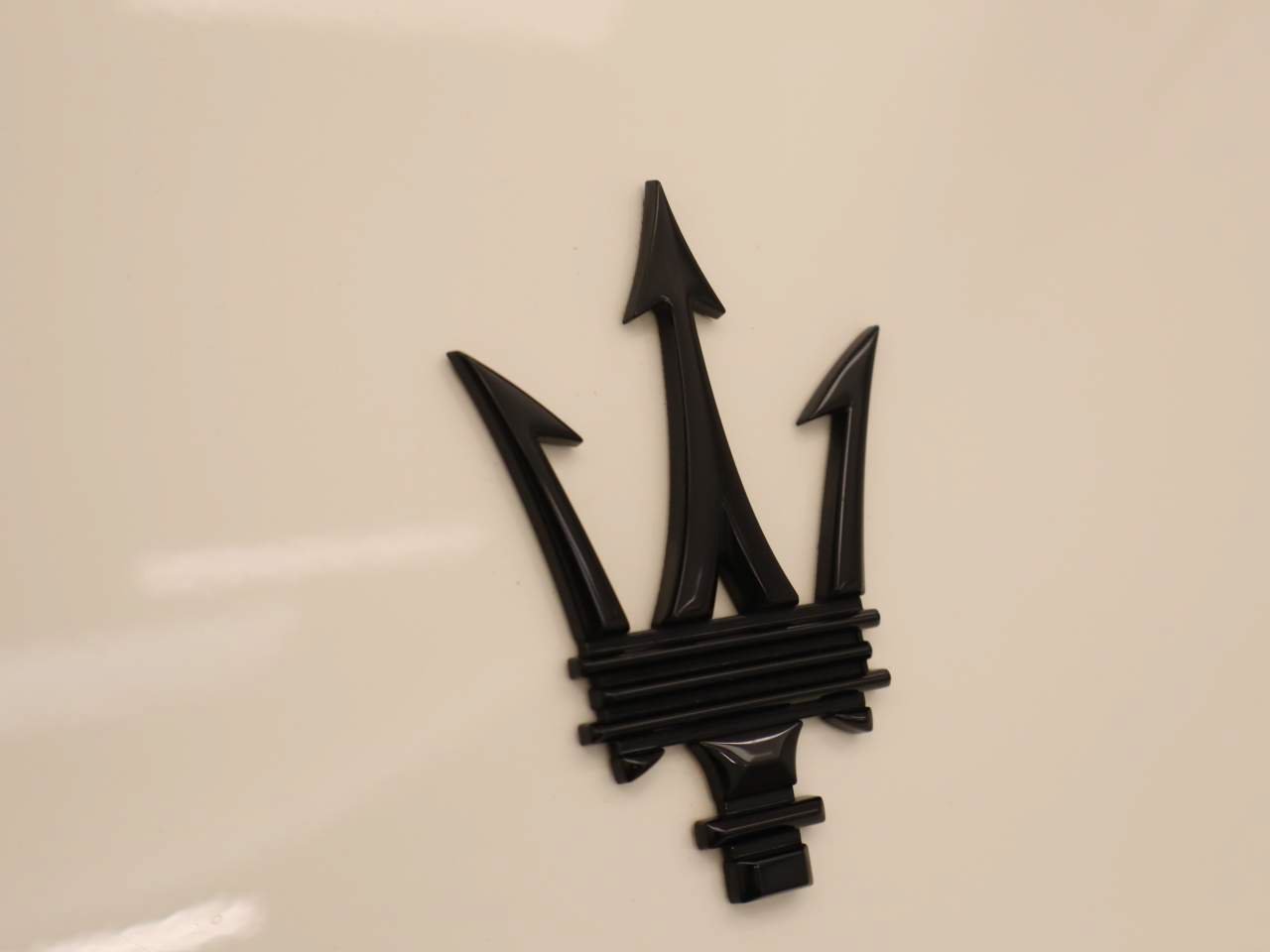 Used 2023 Maserati Levante Modena AWD/4WD image 23