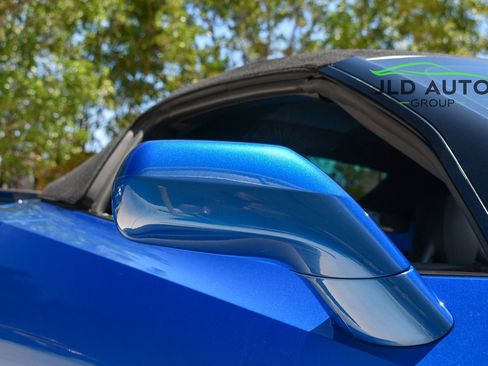 Used 2015 Chevrolet Corvette Z06 w/ 3LZ Preferred Equipment Group RWD image 41