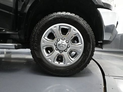 Used 2015 RAM 2500 Laramie w/ Convenience Group image 16