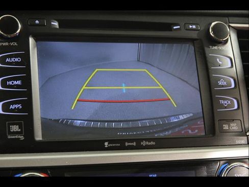 Used 2018 Toyota Highlander Limited image 13