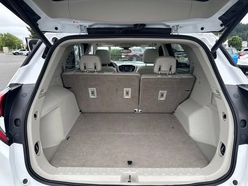 Used 2019 GMC Terrain Denali w/ GMC Pro Grade Package AWD/4WD image 18