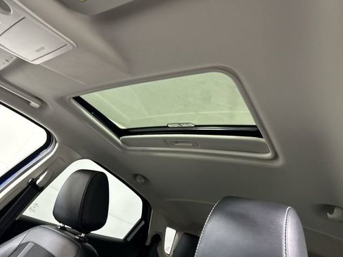 Used 2022 Ford EcoSport SES image 17