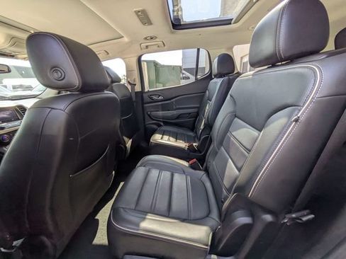Used 2023 GMC Acadia Denali AWD/4WD image 12