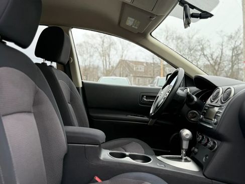 Used 2012 Nissan Rogue SV image 27