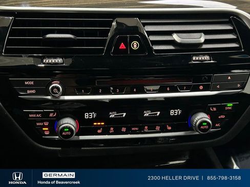 Used 2018 BMW 530e xDrive w/ Premium Package 2 image 24