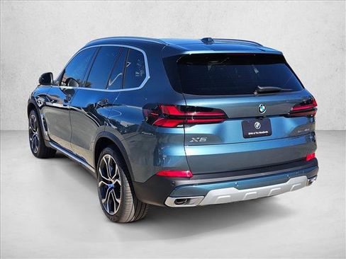 Certified 2026 BMW X5 sDrive40i w/ Climate Comfort Package RWD image 7