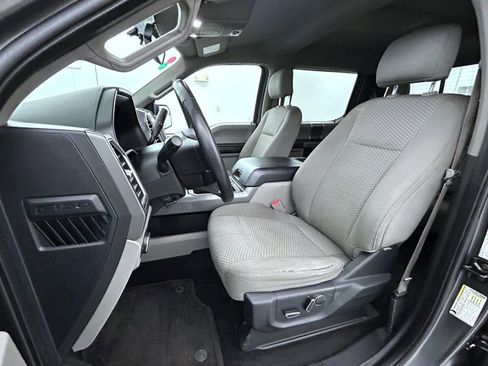 Used 2015 Ford F150 XLT w/ Equipment Group 302A Luxury image 10