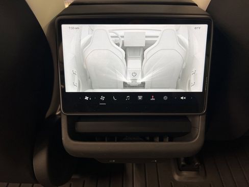 Used 2025 Tesla Model 3 Performance image 29