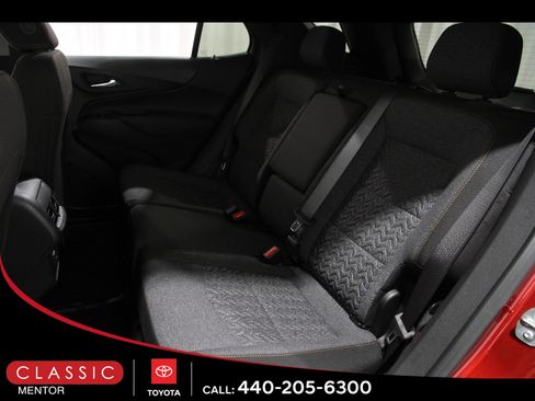 Used 2024 Chevrolet Equinox LT FWD image 19