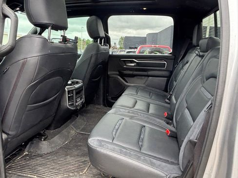 Used 2022 RAM 1500 Big Horn AWD/4WD image 10