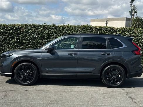 Used 2025 Honda CR-V Sport Touring image 8