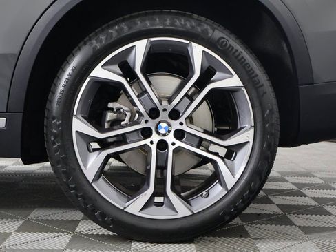 Certified 2026 BMW X5 sDrive40i w/ Climate Comfort Package RWD image 16
