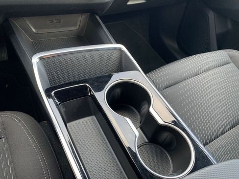 Used 2025 Chevrolet Equinox LT image 40