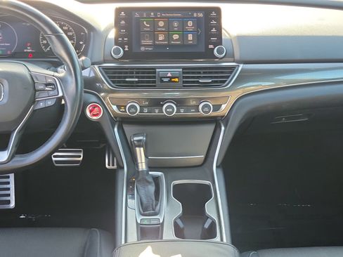 Used 2018 Honda Accord Sport image 29