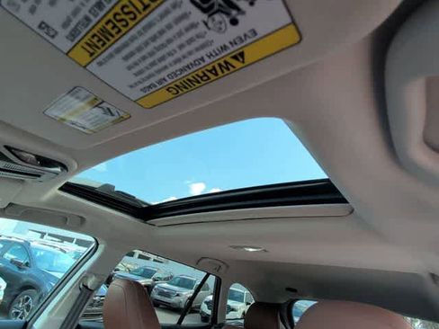 Used 2021 Subaru Outback Touring XT image 17