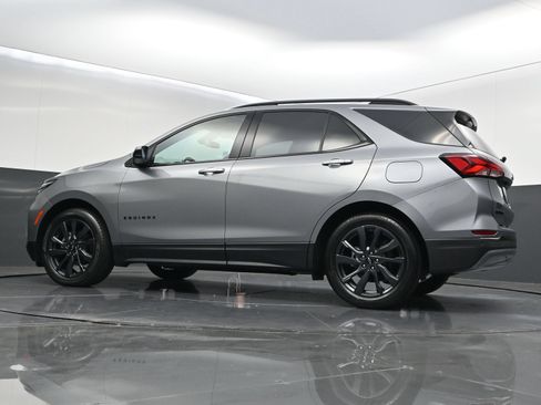 Certified 2023 Chevrolet Equinox RS FWD image 42