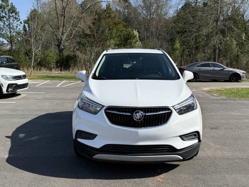Used 2017 Buick Encore Preferred image 2