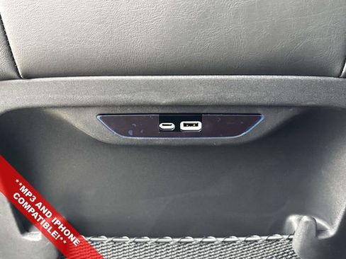 New 2026 Chrysler Pacifica Select w/ S Appearance Package image 7