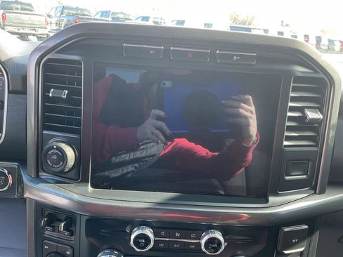 Used 2022 Ford F150 XLT w/ Equipment Group 302A High image 16