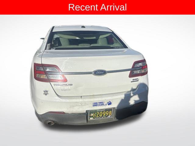 Used 2013 Ford Taurus SEL FWD image 3