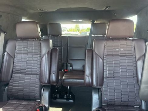 Used 2021 Cadillac Escalade Sport Platinum AWD/4WD image 25