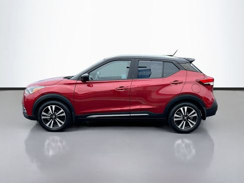 Used 2019 Nissan Kicks SR FWD image 8