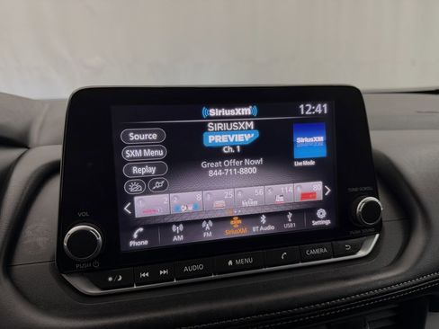 Used 2024 Nissan Rogue S image 18