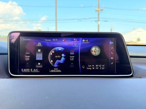 Used 2018 Lexus RX 350 AWD w/ Premium Package image 30