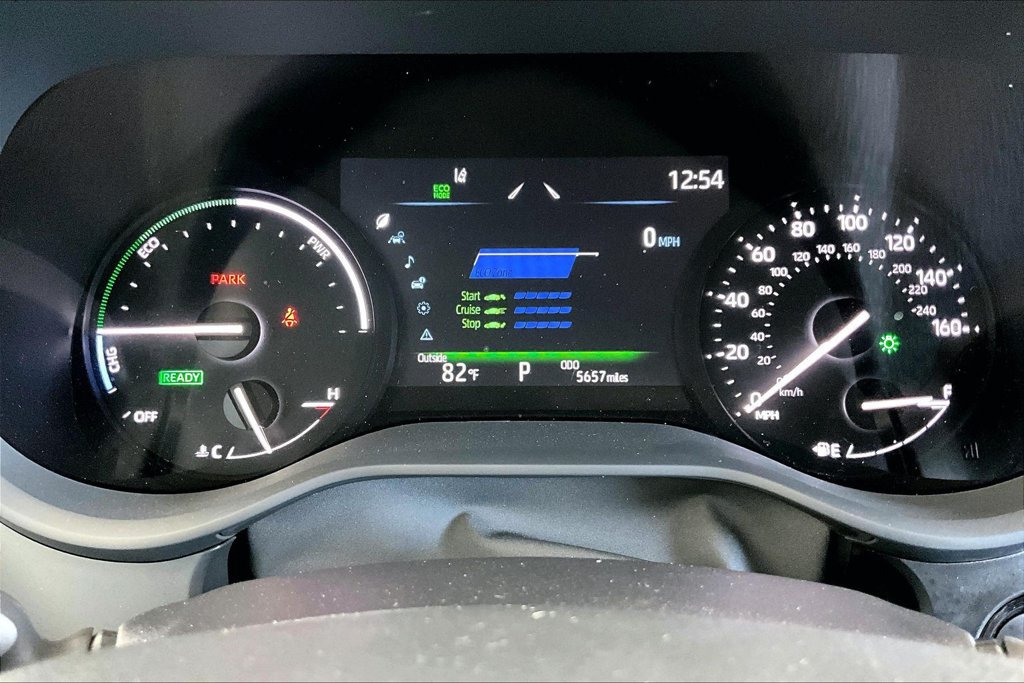 Certified 2026 Toyota Sienna LE AWD/4WD image 13