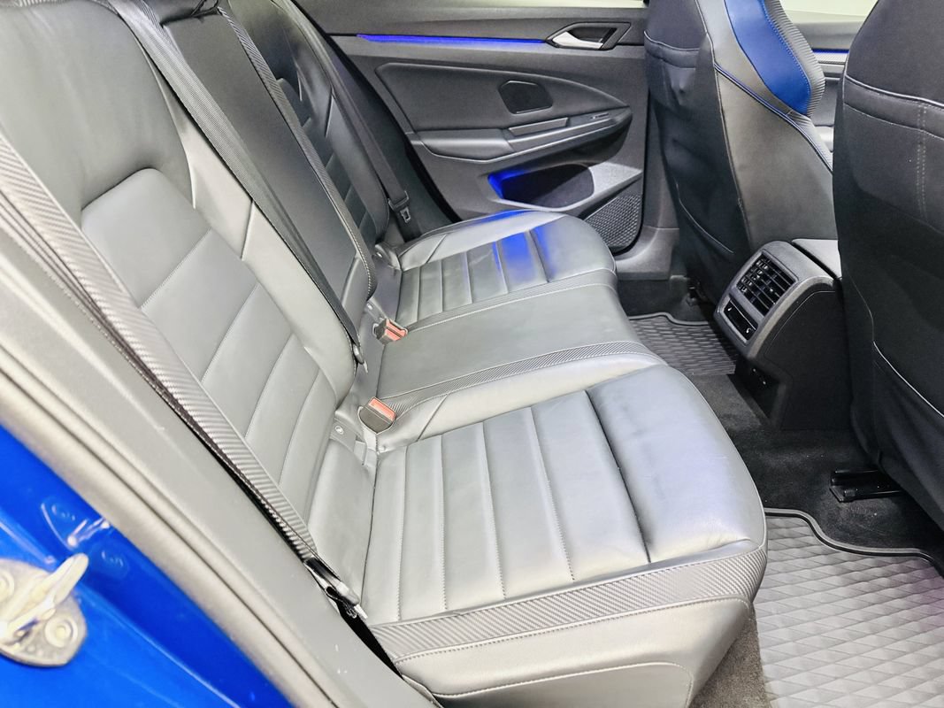 Used 2024 Volkswagen Golf R AWD/4WD image 14