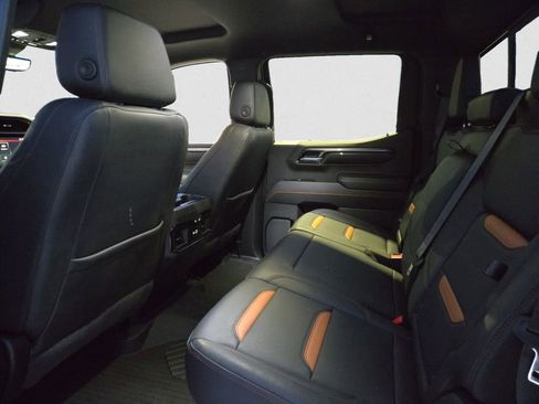 Used 2022 GMC Sierra 1500 AT4 w/ AT4 Premium Package image 16