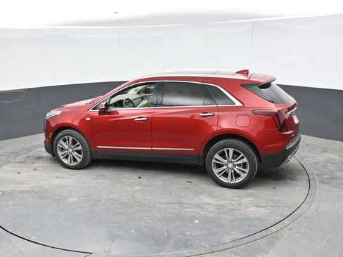 Used 2024 Cadillac XT5 Premium Luxury w/ Technology Package AWD/4WD image 13