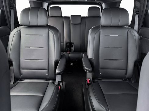 New 2026 Hyundai Palisade Calligraphy FWD image 16