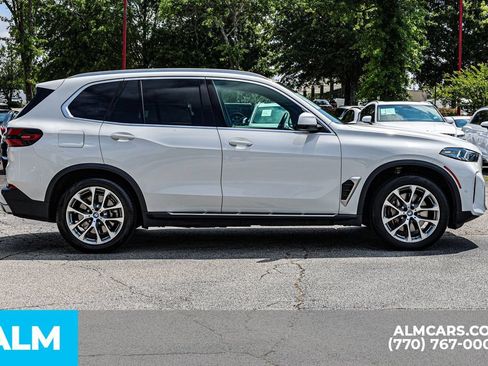Used 2025 BMW X5 xDrive50e AWD/4WD image 10