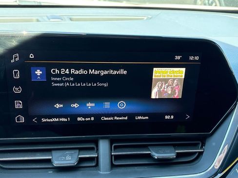 Certified 2024 Chevrolet Trax RS w/ Driver Confidence Package image 15