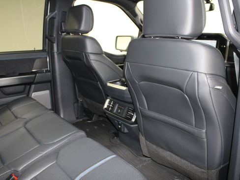 New 2025 Ford F150 Platinum w/ FX4 Off-Road Package image 32