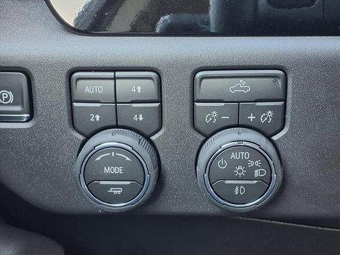 New 2026 Chevrolet Silverado 1500 LT Trail Boss AWD/4WD image 11