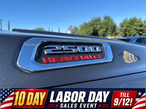 Used 2019 RAM 2500 Laramie AWD/4WD image 10