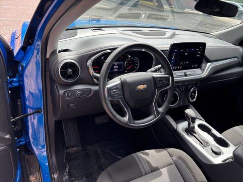 Used 2026 Chevrolet Blazer LT FWD image 29