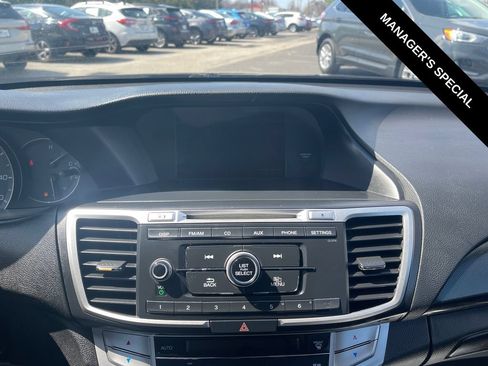 Used 2015 Honda Accord Sport image 22