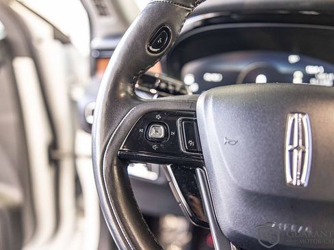 Used 2021 Lincoln Corsair Reserve w/ Equipment Group 201A image 23